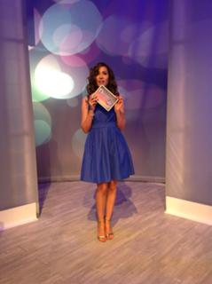 Caterina Balivo feet photo thumbnail