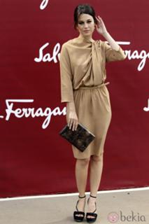Blanca Suárez feet photo thumbnail