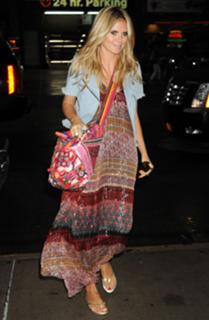 Heidi Klum feet photo thumbnail