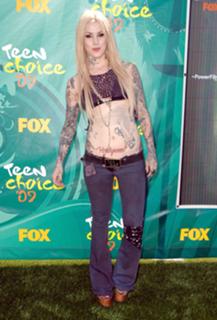 Katherine von Drachenberg feet photo thumbnail