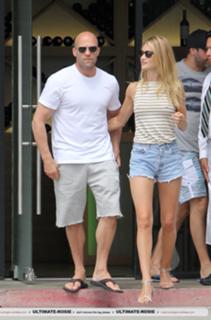 Rosie Huntington-Whiteley feet photo thumbnail