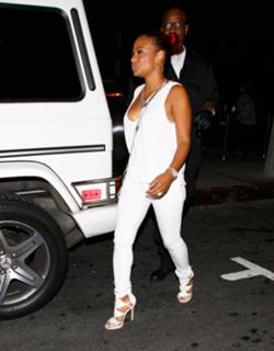 Christina Milian feet photo thumbnail