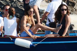 Elisabetta Canalis feet photo thumbnail