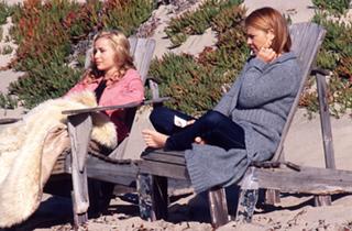 Linda Hamilton feet photo 1