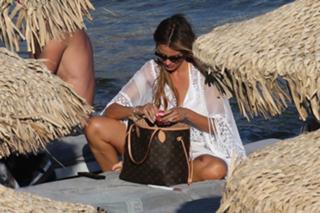 Sofía Vergara feet photo thumbnail