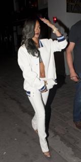 Rihanna feet photo thumbnail