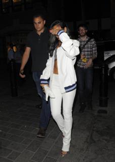 Rihanna feet photo thumbnail