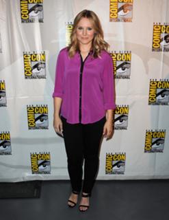 Kristen Bell feet photo thumbnail