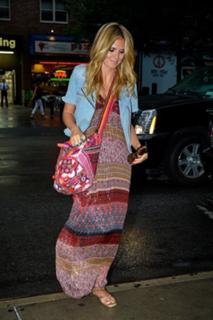 Heidi Klum feet photo thumbnail