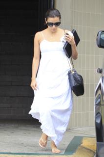 Eva Longoria feet photo thumbnail
