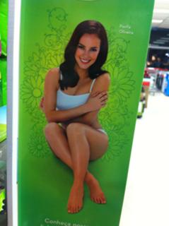 Paolla Oliveira feet photo thumbnail