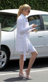 LeAnn Rimes feet photo thumbnail