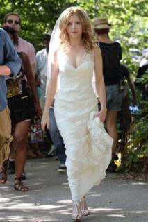 Anna Kendrick feet photo thumbnail