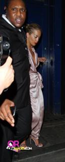Rita Ora feet photo thumbnail