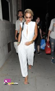 Rita Ora feet photo thumbnail