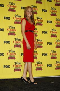 Amanda Bynes feet photo thumbnail