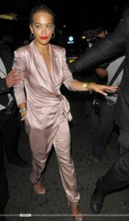 Rita Ora feet photo thumbnail