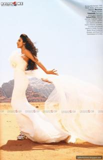 Malaika Arora feet photo thumbnail
