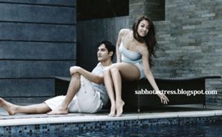 Malaika Arora feet photo thumbnail