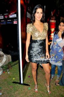 Katrina Kaif feet photo thumbnail