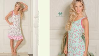 Luisana Lopilato feet photo thumbnail