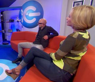 Rachel Riley feet photo thumbnail