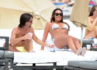 Tamara Ecclestone feet photo thumbnail