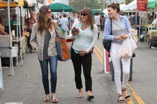 Jessica Biel feet photo thumbnail