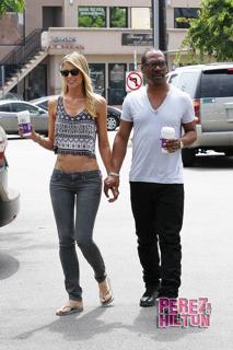 Paige Butcher feet photo thumbnail