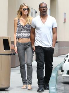 Paige Butcher feet photo thumbnail