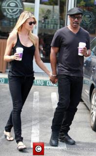 Paige Butcher feet photo thumbnail