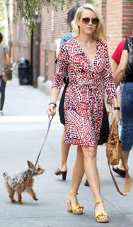 Naomi Watts feet photo thumbnail