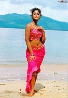 Ileana D'Cruz feet photo thumbnail