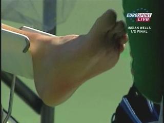 Maria Sharapova feet photo thumbnail