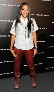 Angela Simmons feet photo thumbnail
