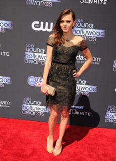 Aimee Teegarden feet photo thumbnail