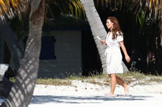 Coleen Rooney feet photo thumbnail