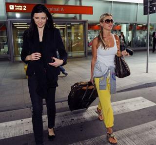Joanna Krupa feet photo thumbnail