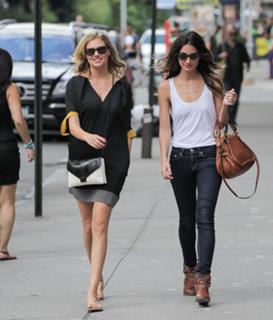 Kate Upton feet photo thumbnail