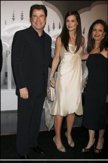 Katie Holmes feet photo thumbnail