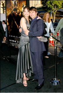 Katie Holmes feet photo thumbnail