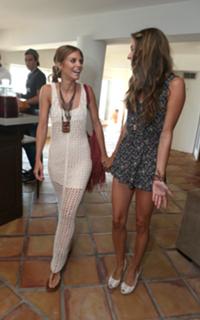 AnnaLynne McCord feet photo thumbnail