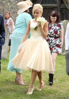 Pixie Lott feet photo thumbnail