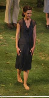 Katie Holmes feet photo thumbnail
