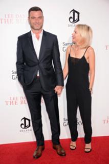 Naomi Watts feet photo thumbnail