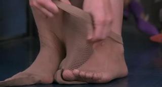 Lindsay Lohan feet photo thumbnail
