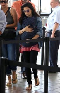 Jenna Dewan feet photo thumbnail
