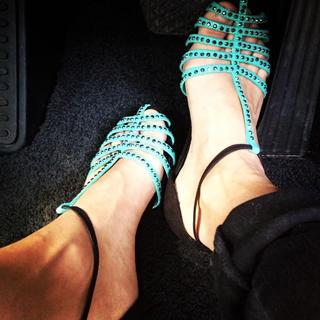 Adriane Galisteu feet photo thumbnail