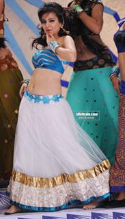 Kriti Kharbanda feet photo thumbnail