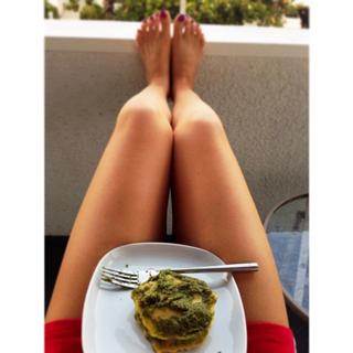 Anna Kachikyan feet photo 2